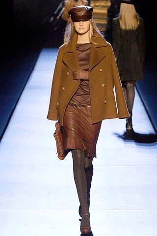 Look 32